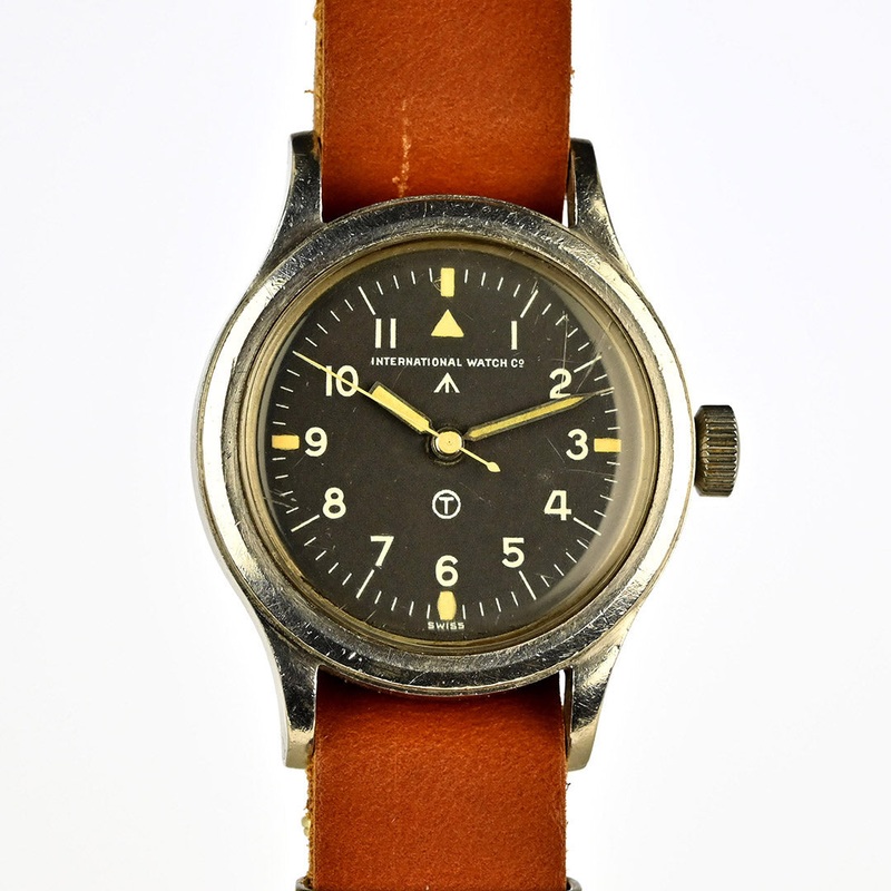 International Watch Company – A Vintage c.1952 – Mark XI R.A.F. 6B/346 Military Pilot Watch