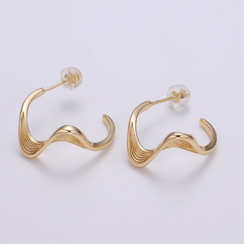 Wind and Wave Design 18K Gold Stud Earring, Rose Gold Wavy Earring, Modern design for DIY Earring Craft Supply Jewelry Making Q-448