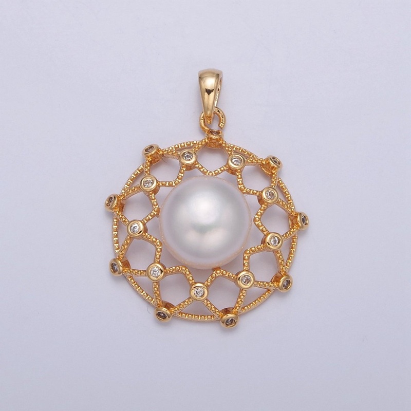 Round Medallion Pave Genuine Shell Pearl Pendant Minimalist Bridal Wedding Jewelry I-044
