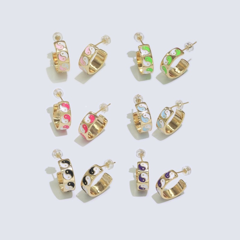 Yin Yang Enamel Round hoop earrings 17.5mm, Lead Nickel free Earrings Y2K Simple Round hoop 1 pair hoops Black