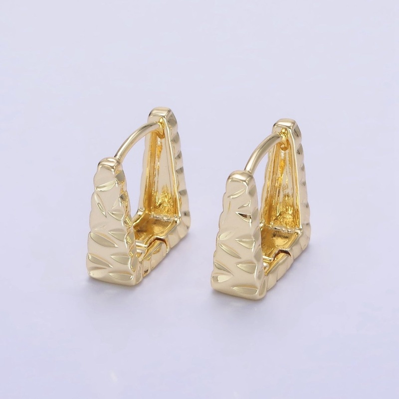 14K Gold Filled 13mm Triangle Hammered Square Huggie Earrings | AB1266