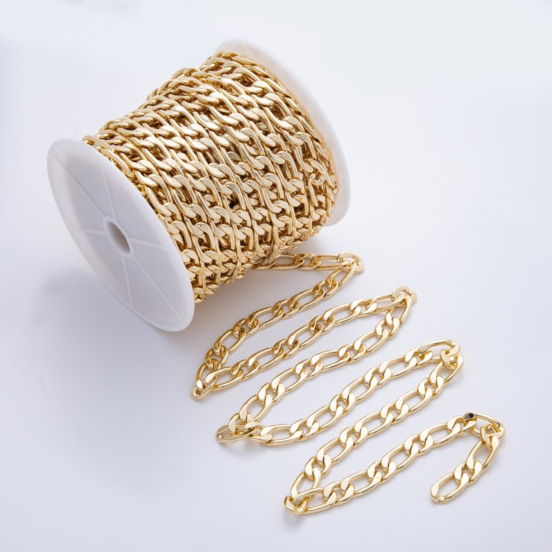 16K Gold Filled 17mm x 12mm Unfinished Chunky Figaro Chain by Yard | ROLL-1694