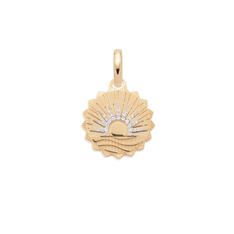 New Beginnings – Internal Compass : Medium Medallion with Annex Link