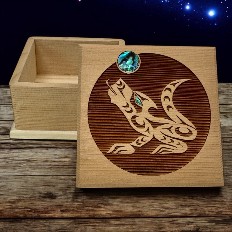 Wolf Bentwood Box