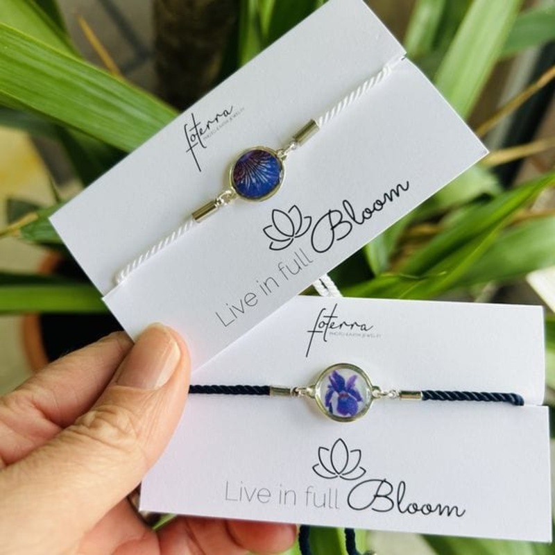 Birth Flower Bracelet – February – Iris – Sale