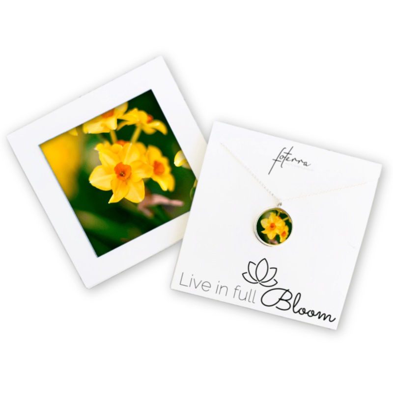 Daffodil Necklace