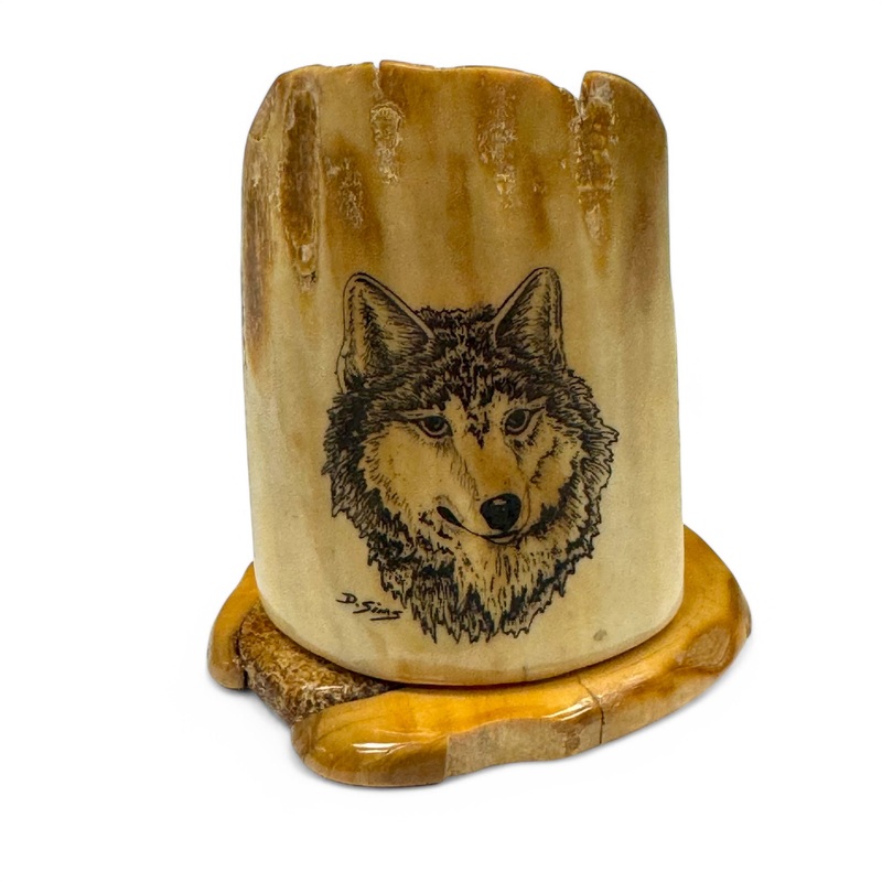 Scrimshaw – Wolf Head (Damaged)