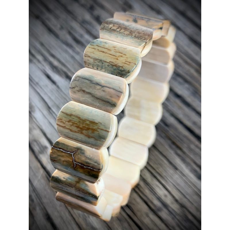 Tundra Mammoth Ivory Stretch Bracelet